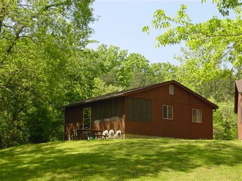 eminence, mo cabins on the river|Round Spring Retreat Guesthouse 